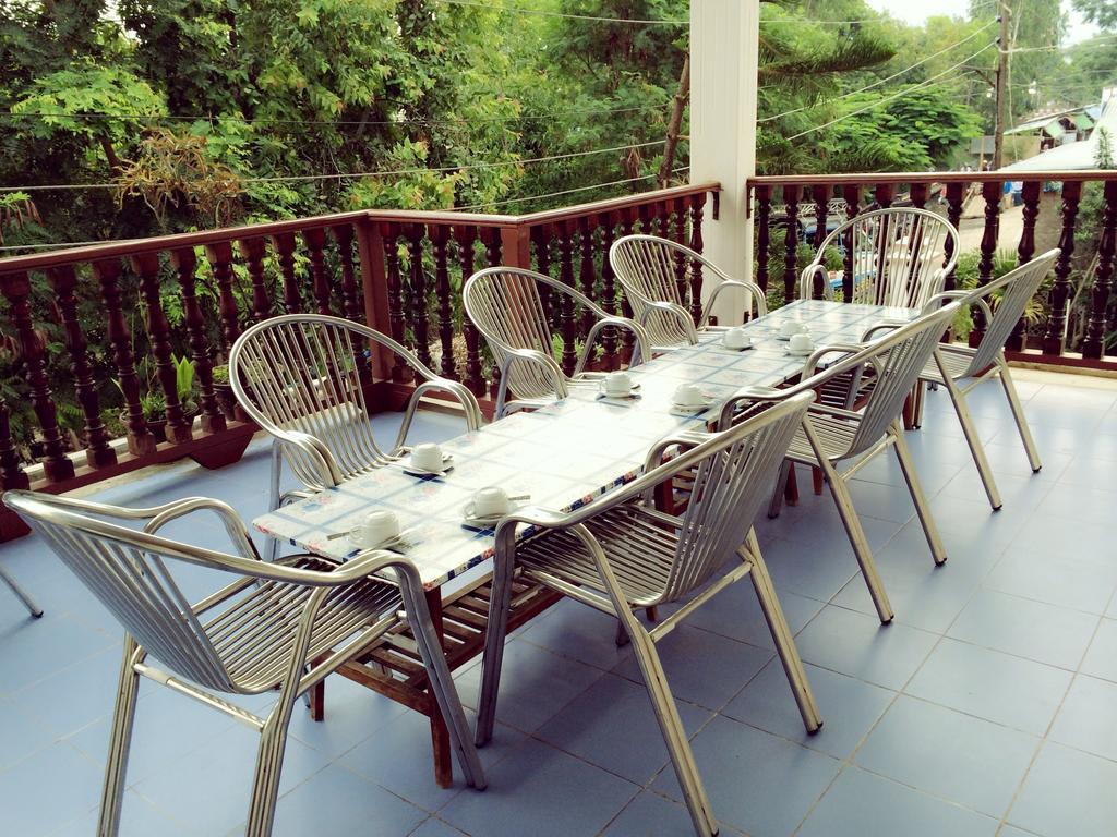 Joy Hotel Nyaung Shwe Ngoại thất bức ảnh